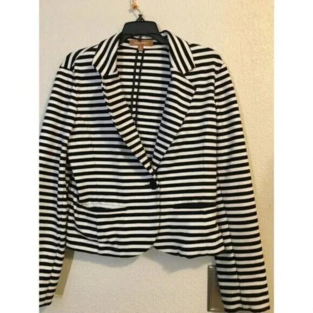 ellen tracy ladies jacket M bust 38 length 21